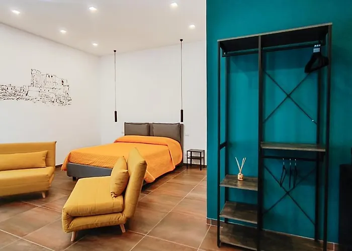 Casa Calu Castel Dell'Ovo Bed and Breakfast Napels